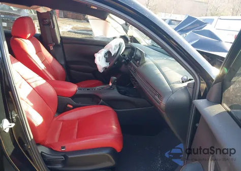 2025 Honda Hr-V Awd Sport z USA, uszkodzony, nr VIN 3CZRZ2H50SM704699